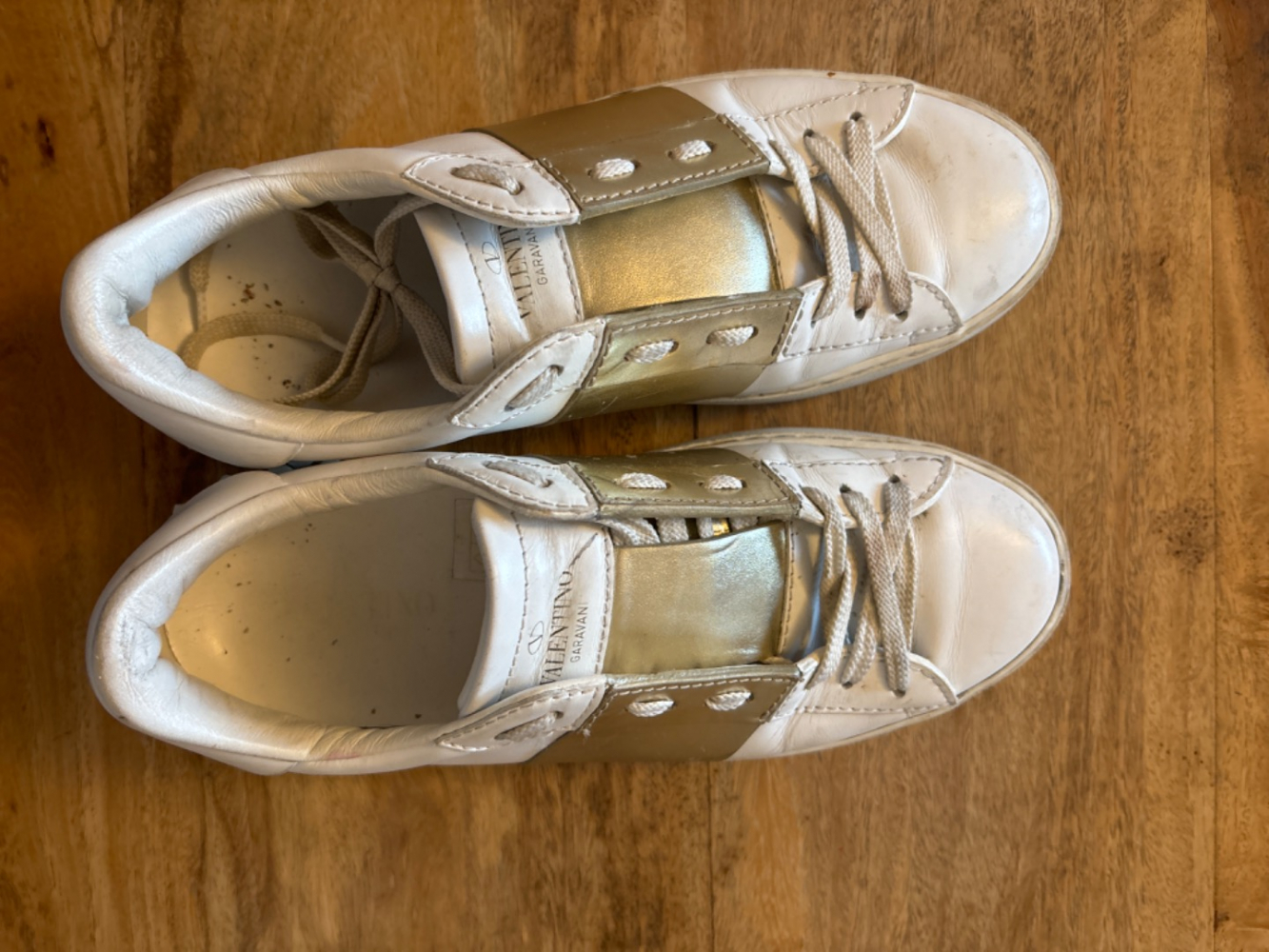 Valentino Rockstud Sneakers