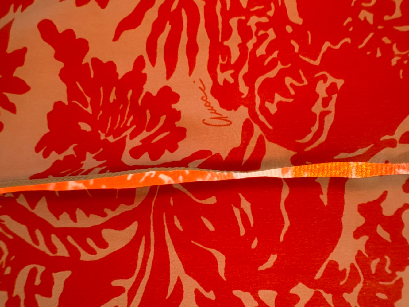 Gucci Kleid aus Seide