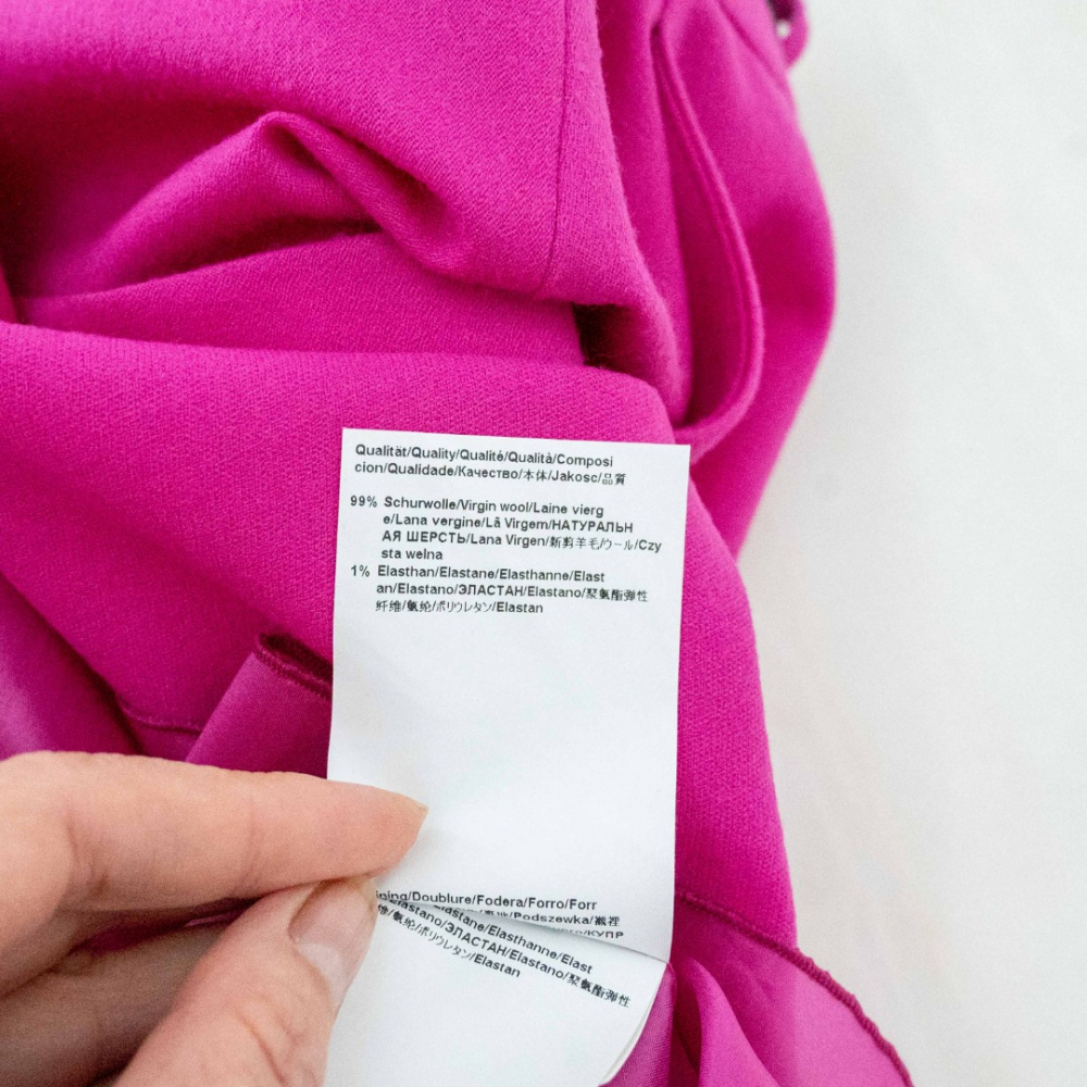 Hugo Boss Magentaroter Rock mit Gürtel