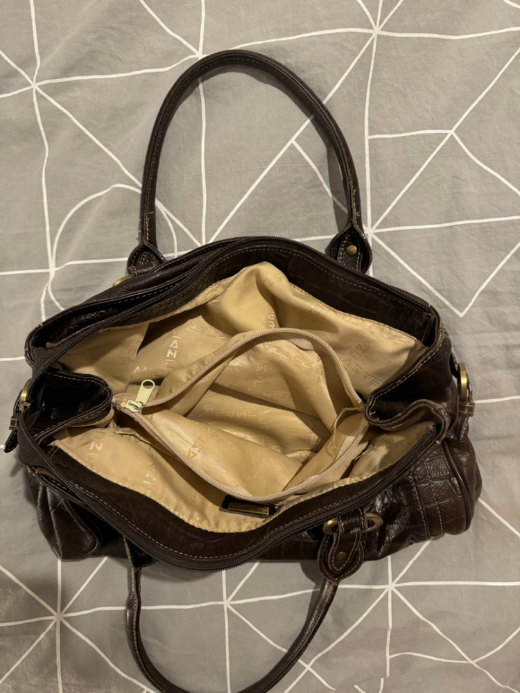 Lancaster Paris Lancaster TBEG dunkelbraune Lederhandtasche mit Krokodil-Effekt