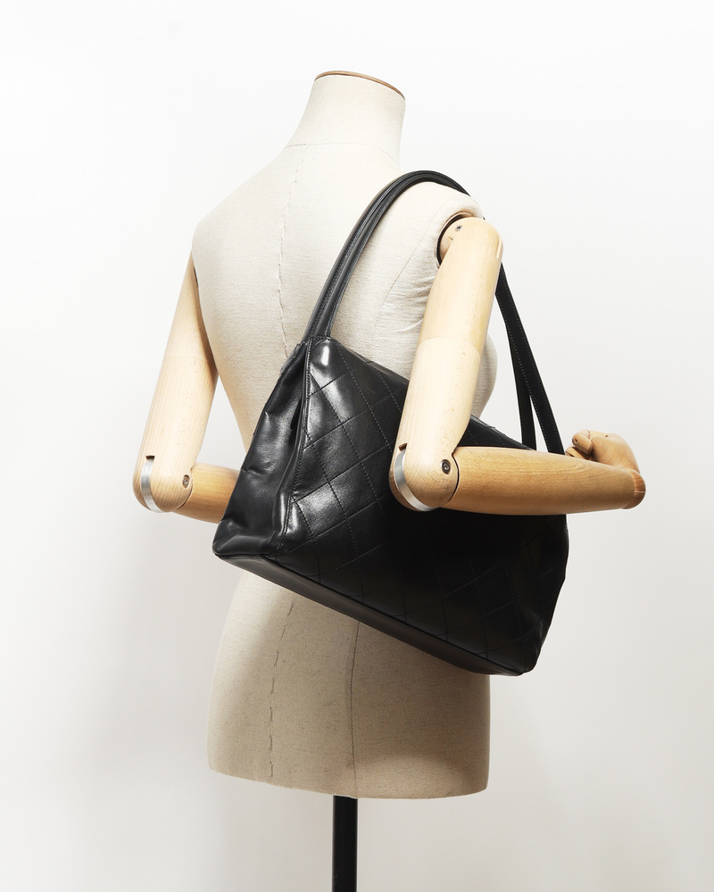 Chanel Cc Quilted Shoulder Bag