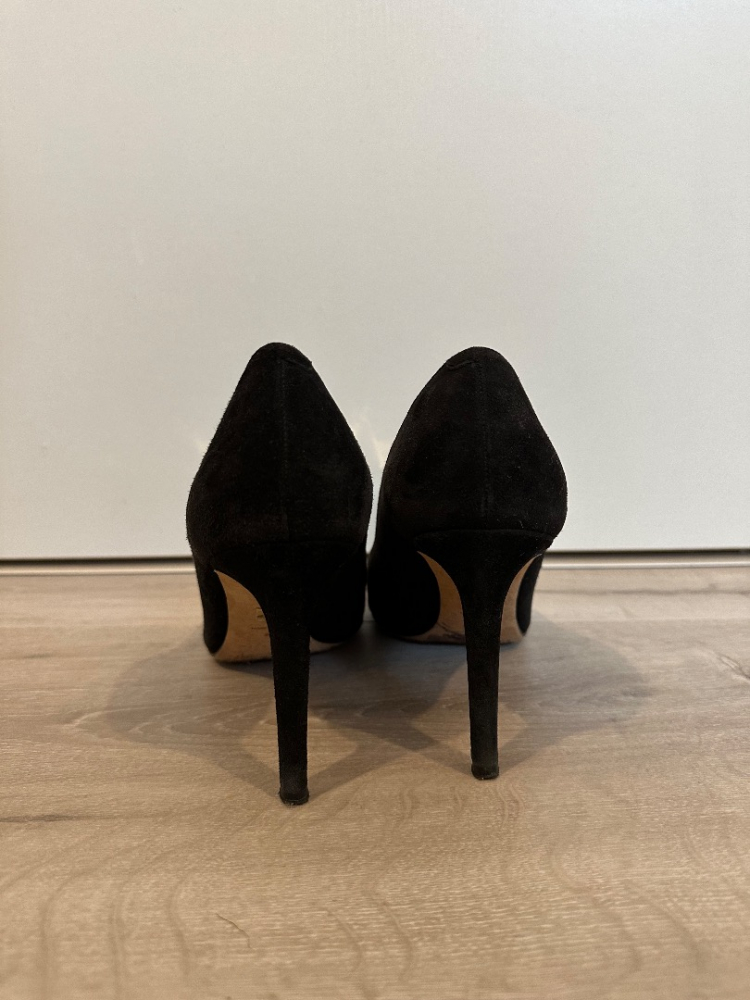 Hugo Boss Black Suede Pumps