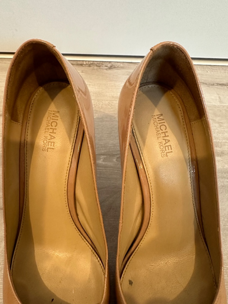 Michael Kors Talons Tan