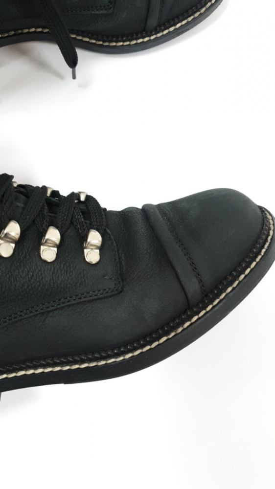 Chanel Bottes de combat à lacets en tweed de nubuck