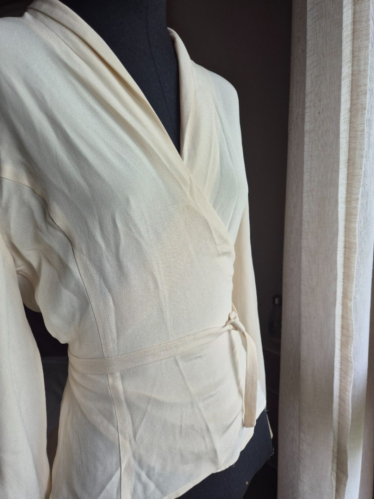 Ann Taylor Chemisier cache cœur