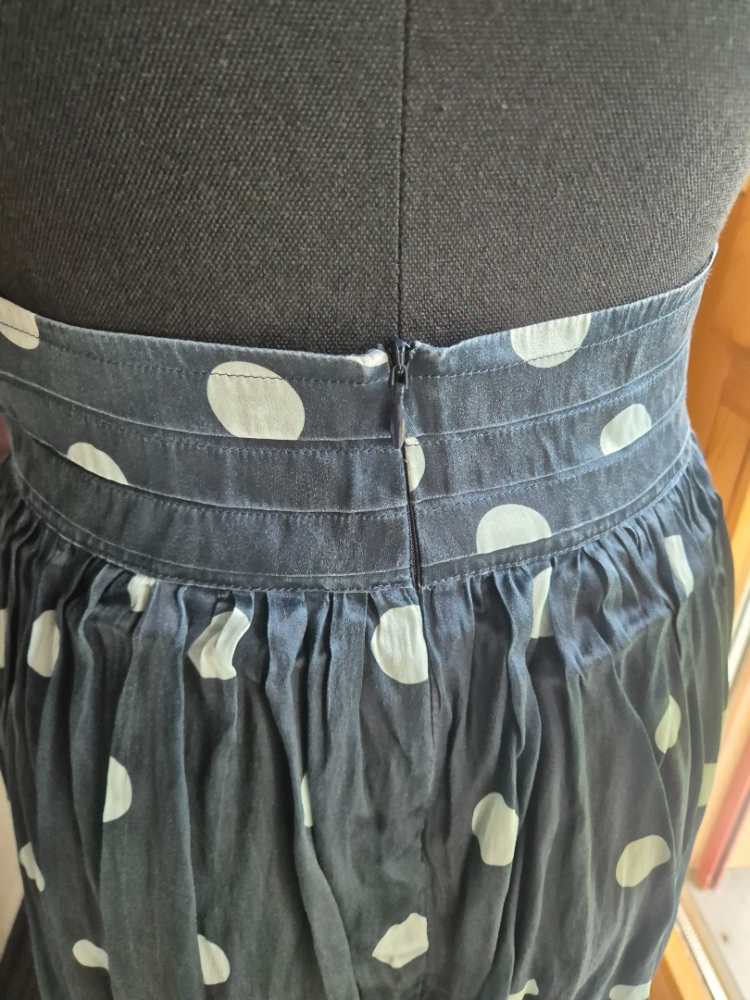 Ganni Assimetric skirt