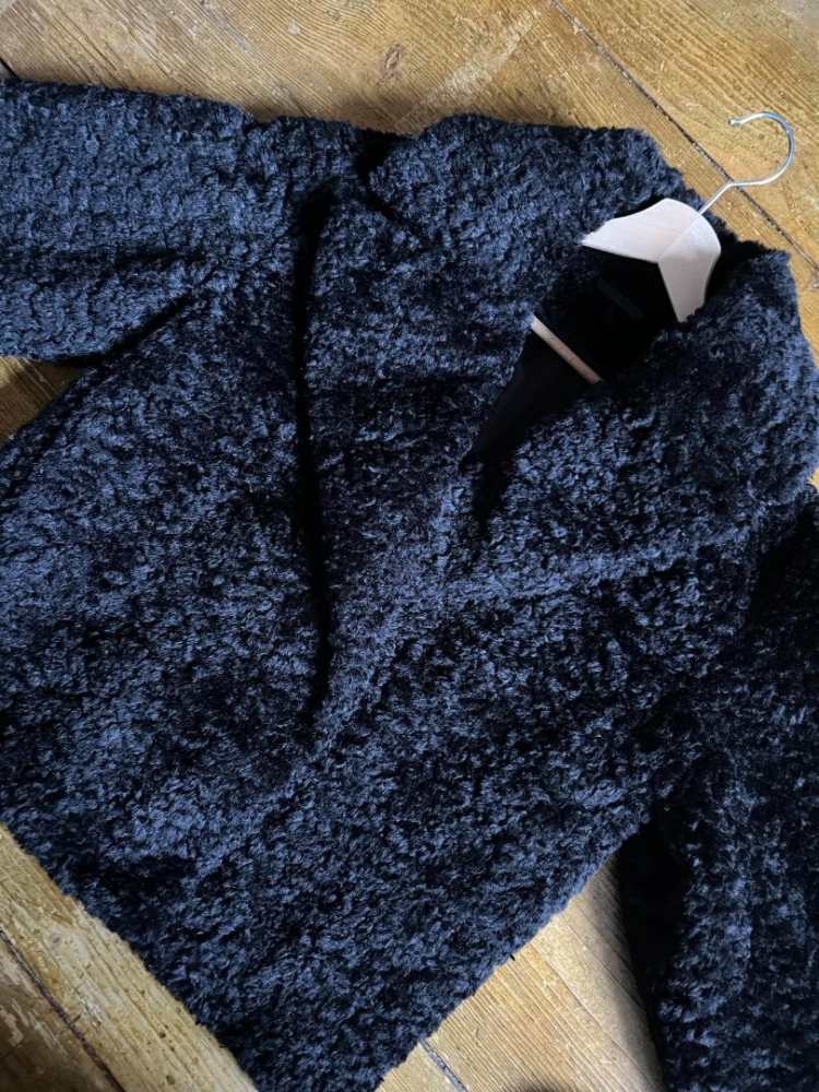 Cos NEW manteau court en fourrure synthétique