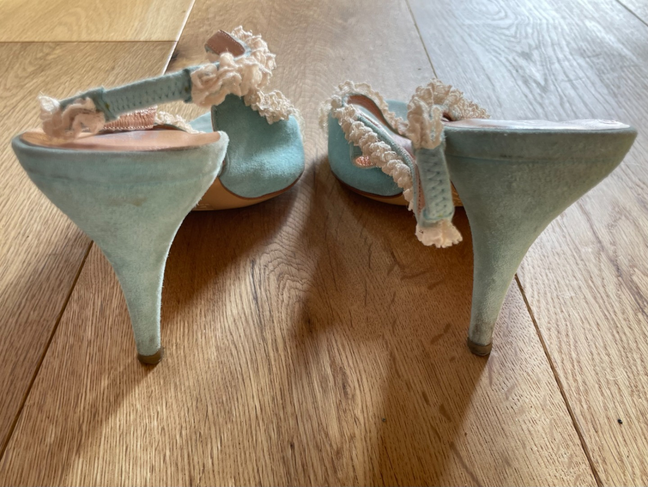 Dolce&Gabbana Vintage blue suede and lace heels