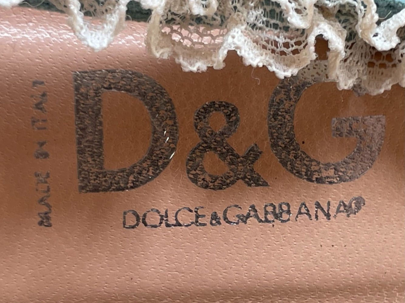 Dolce&Gabbana Vintage blue suede and lace heels