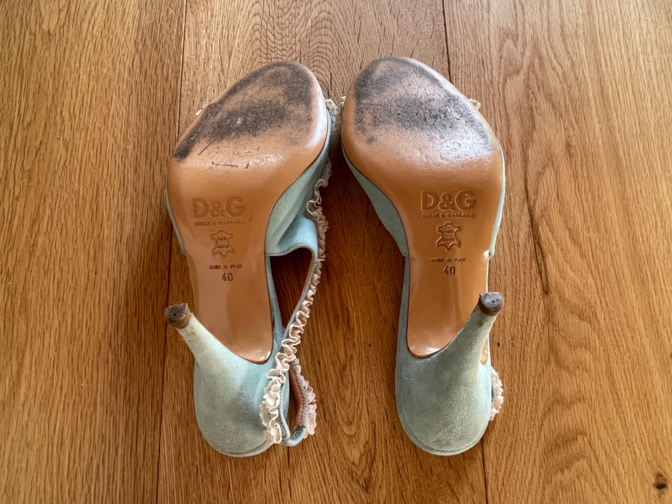 Dolce&Gabbana Vintage blue suede and lace heels