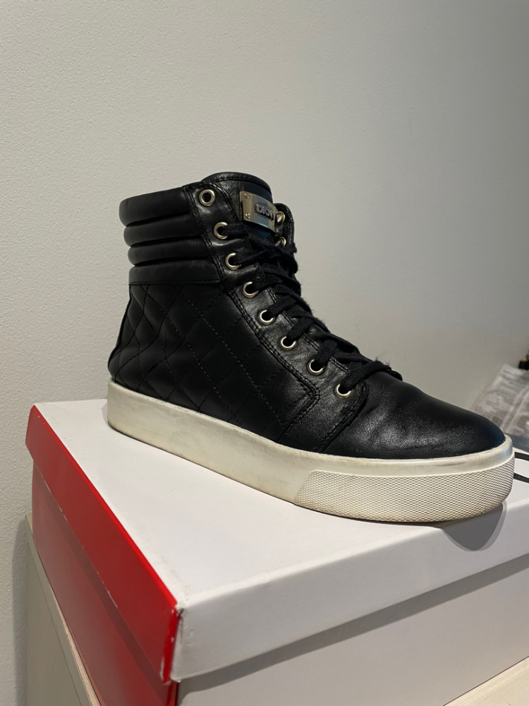 DKNY Stiefeletten Mitte der Saison