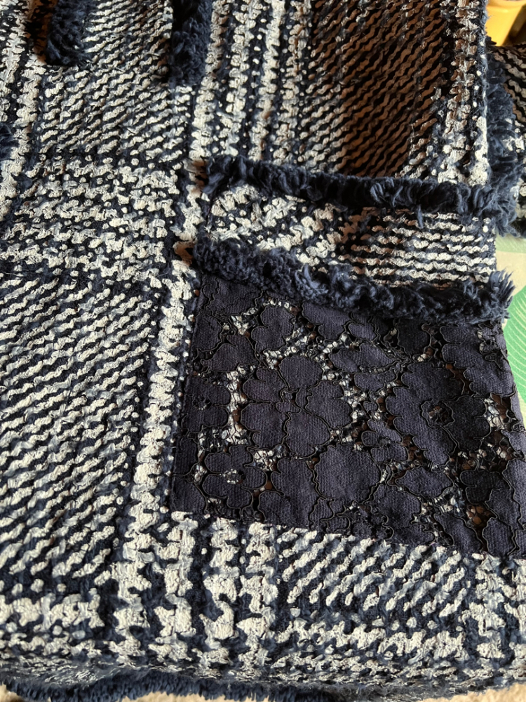 Carolina Herrera Robe Chique