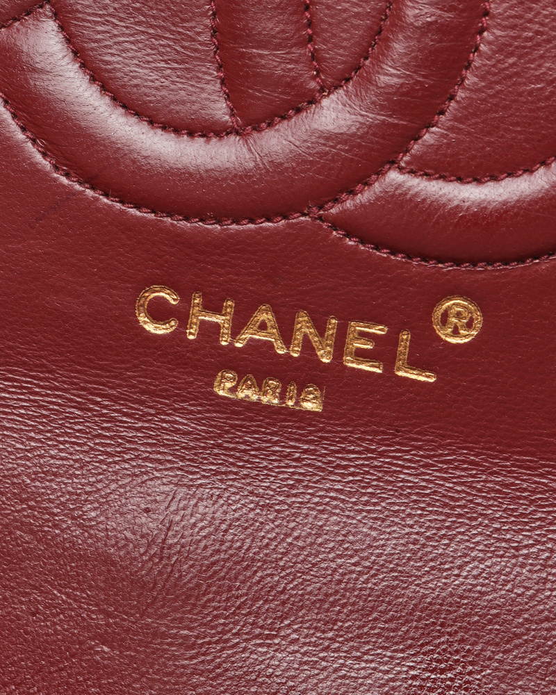 Chanel Circle Cc Horizontal Single Flap Crossbody Bag