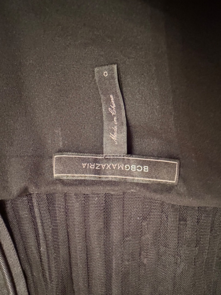 BCBG Max Azria Schwarze Cocktailkleider