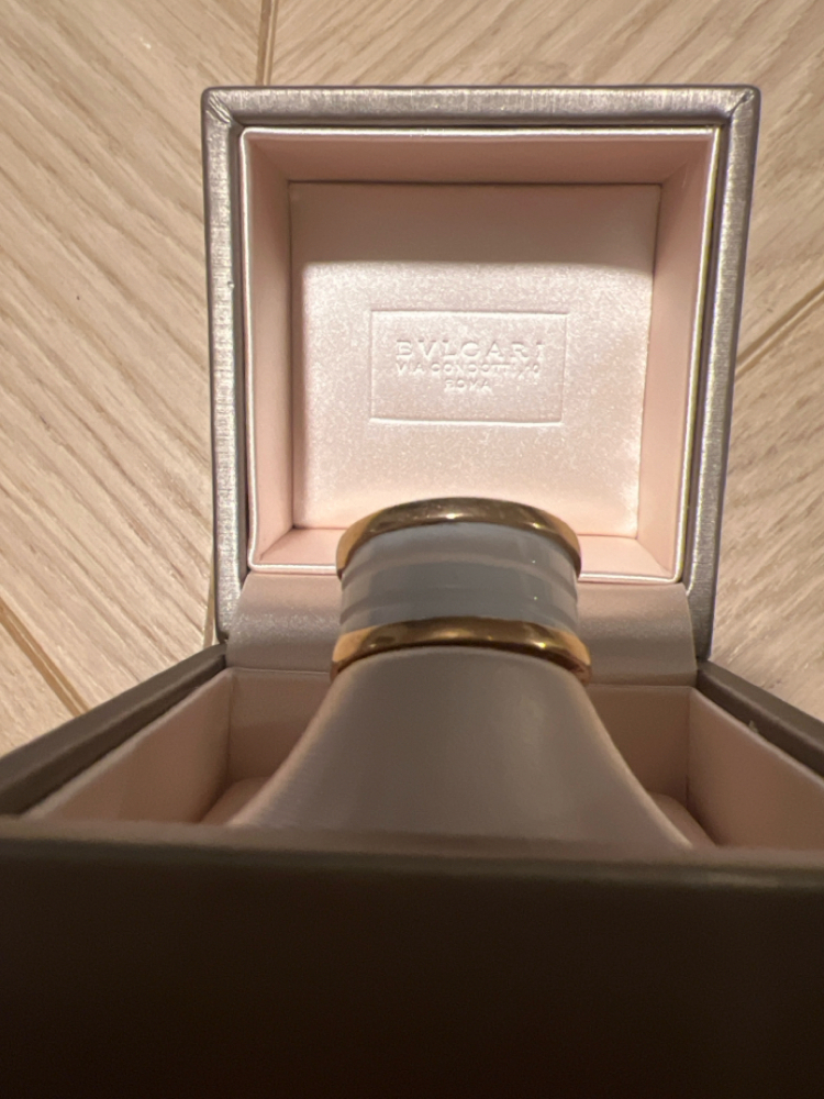 Bvlgari Ring aus weißer Keramik und 18k Gold