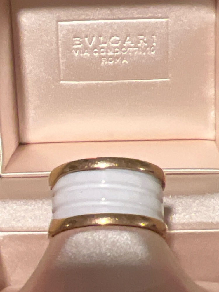 Bvlgari Ring aus weißer Keramik und 18k Gold