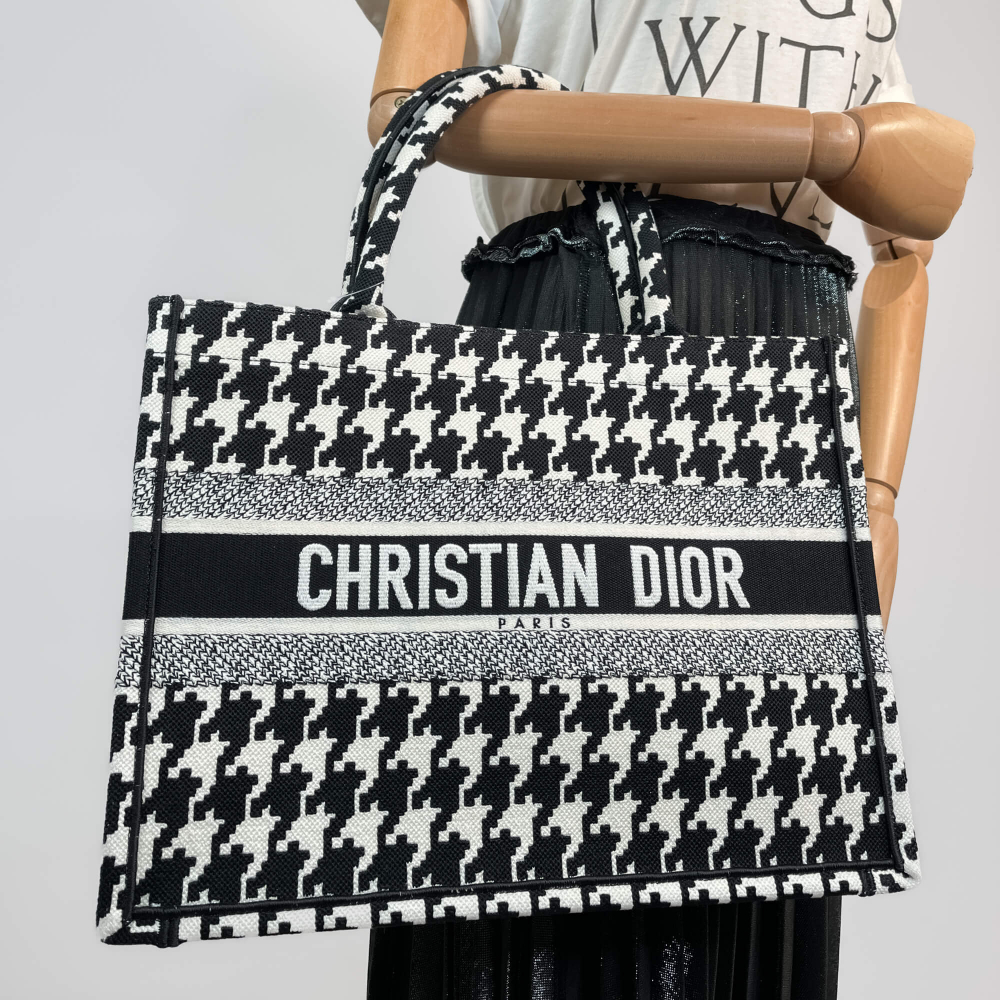 Christian Dior Book Tote Medium Embroidery Canvas Bag Macro Pied-de-Poule Black & White