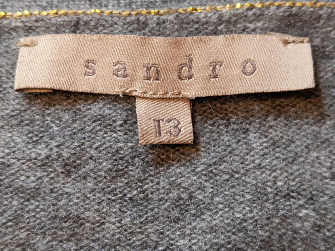 Sandro Strickjacke aus 100% Kaschmir