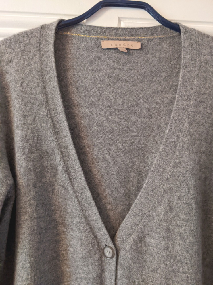 Sandro Strickjacke aus 100% Kaschmir