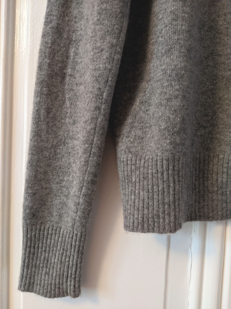 Sandro Strickjacke aus 100% Kaschmir