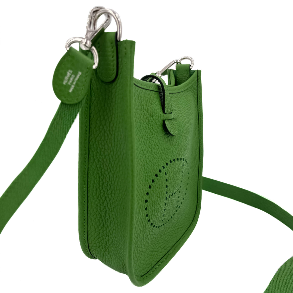 Hermès Evelyne 16 TPM Amazone Taurillon Clemence Leather Hobo Bag Vert Yucca