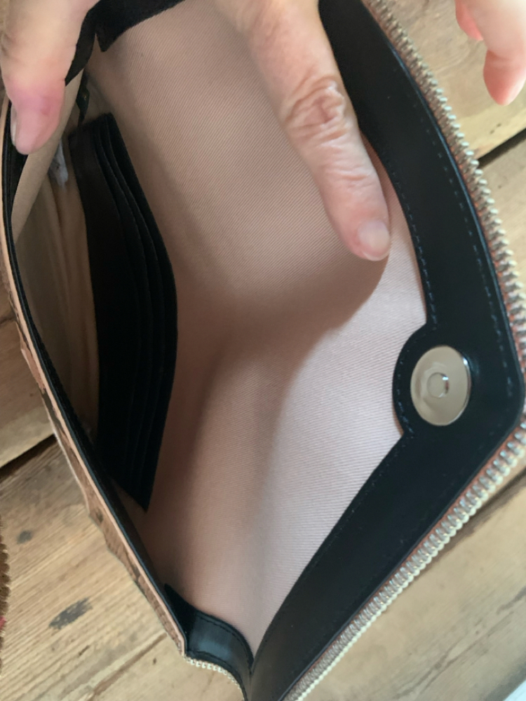 Rebecca Minkoff Clutch in Schlangenoptik