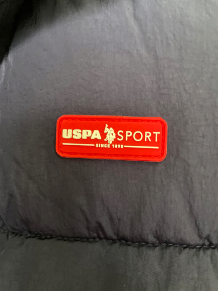 U.S. POLO ASSN. Sleeveless hooded jacket