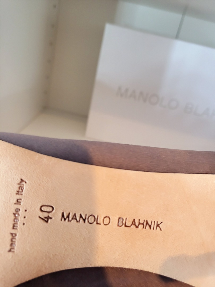 Manolo Blahnik Hangisi Satin Absatz