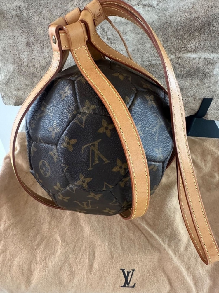 Louis Vuitton Édition limitée-1998 Balle à mémoire de la Coupe du monde