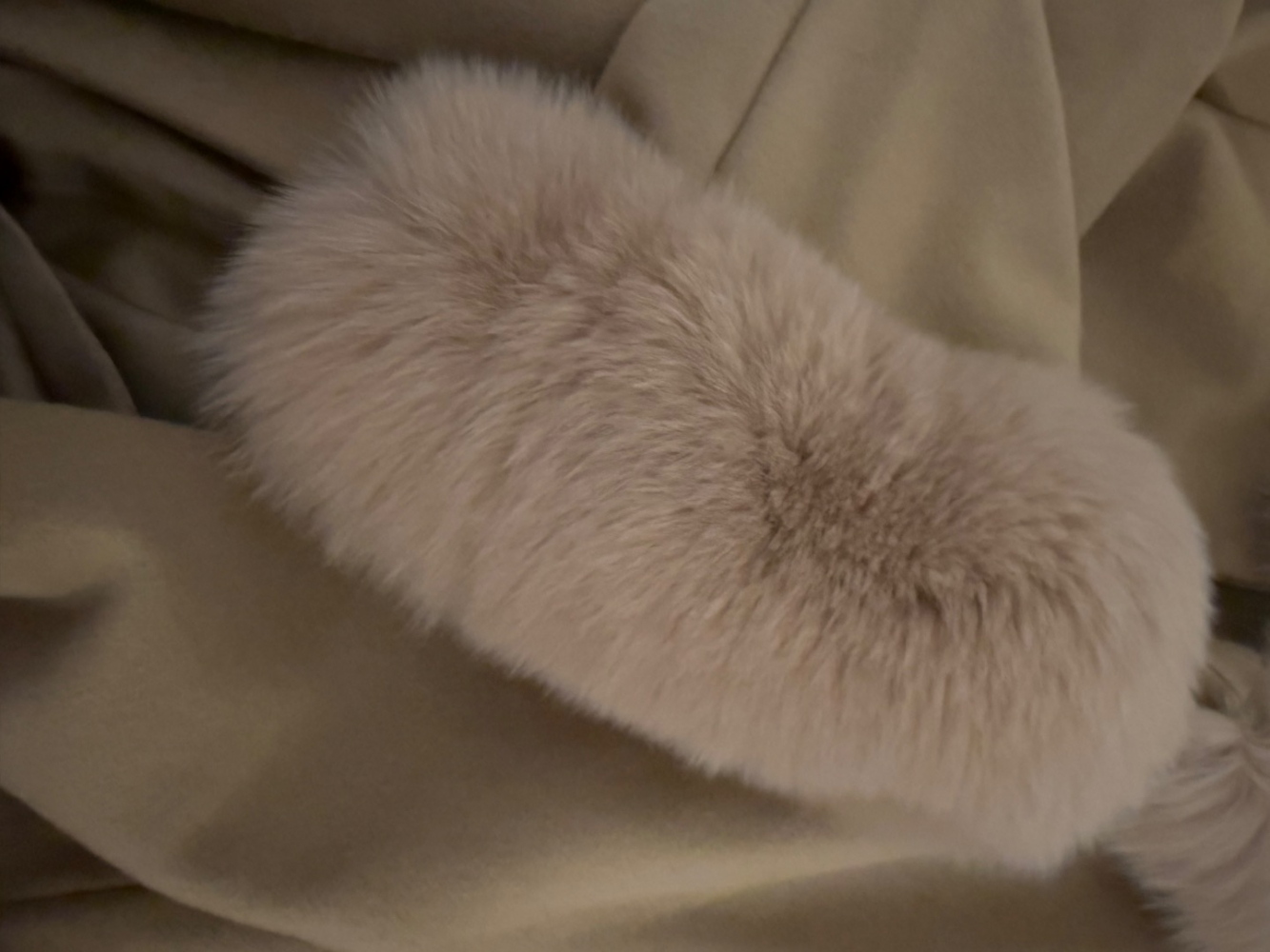 Flavio Castellani Wool - Fox Coat