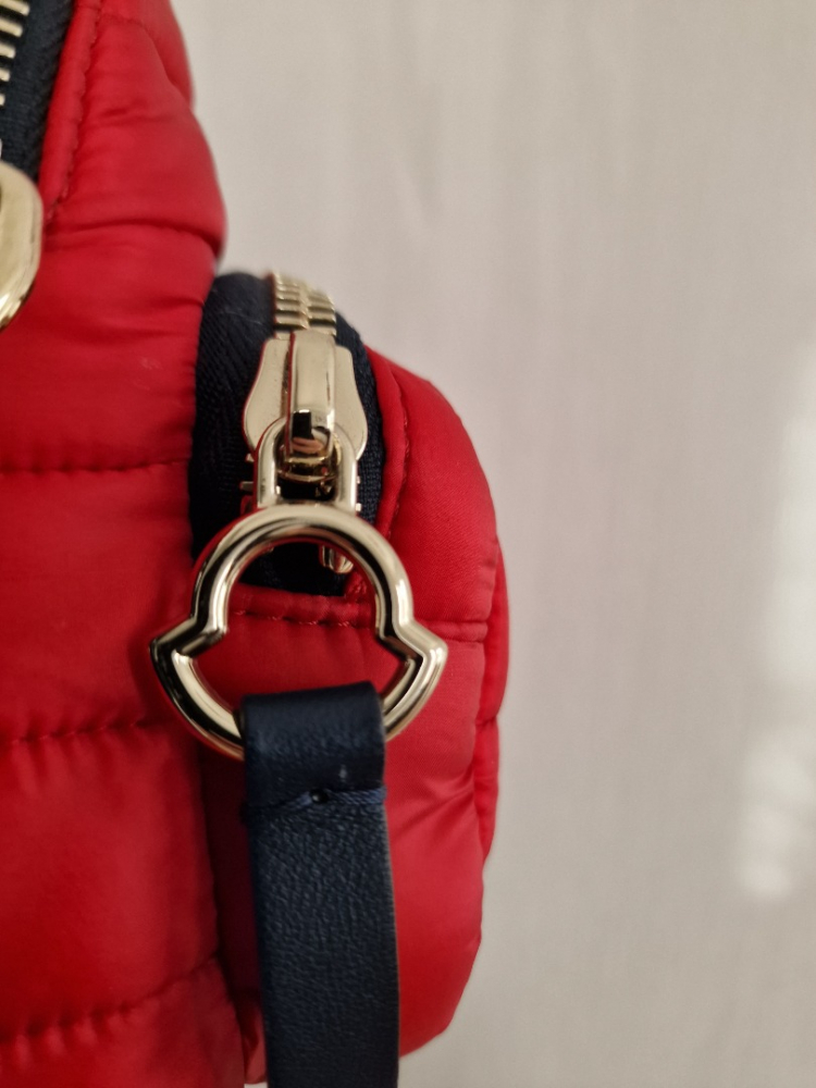 Moncler Mini-Schultertasche Kilia