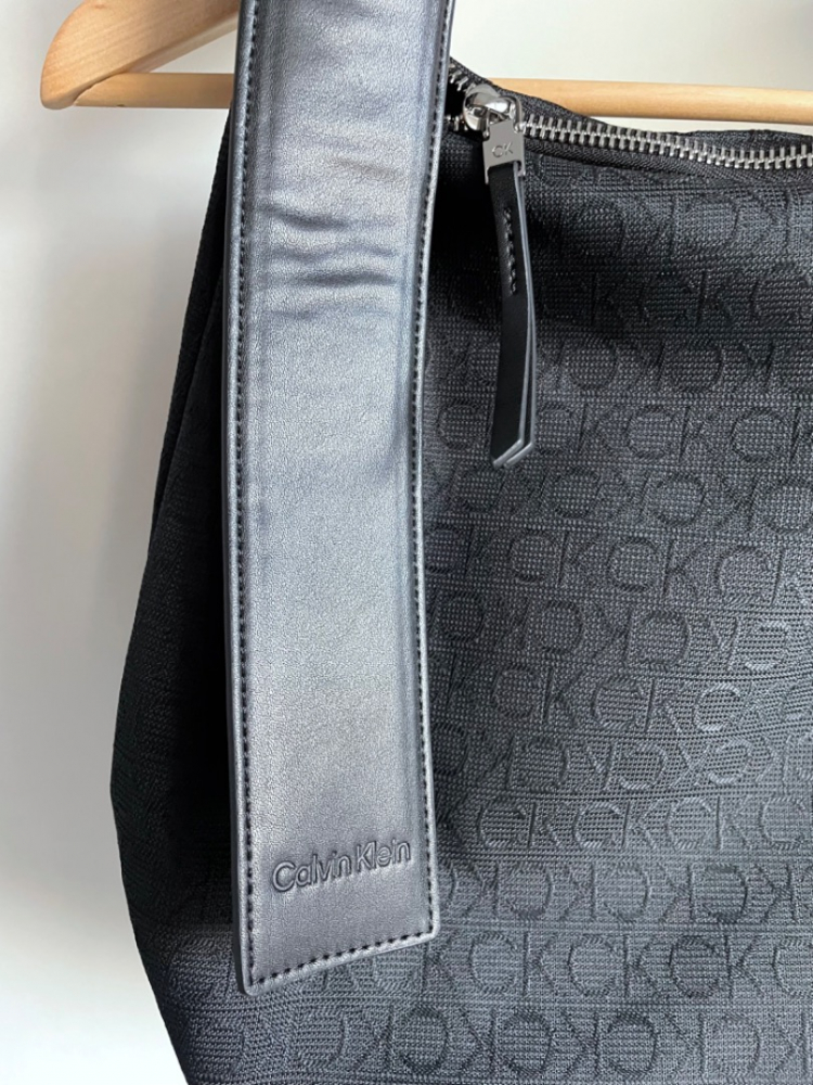 Calvin Klein Sac bandoulière à noeuds