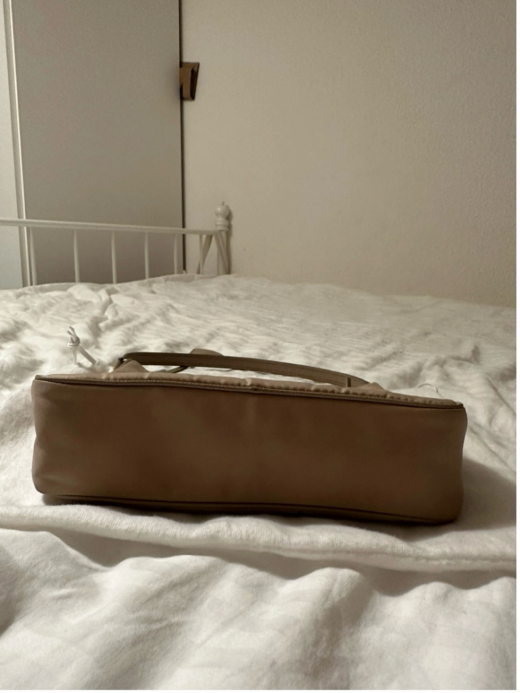 Prada Reédition 2005