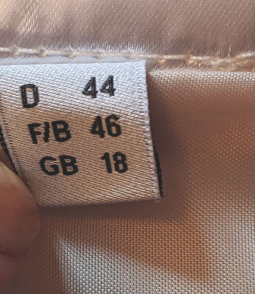 Madeleine Trenchcoat beige 4 Jahreszeiten 42-44