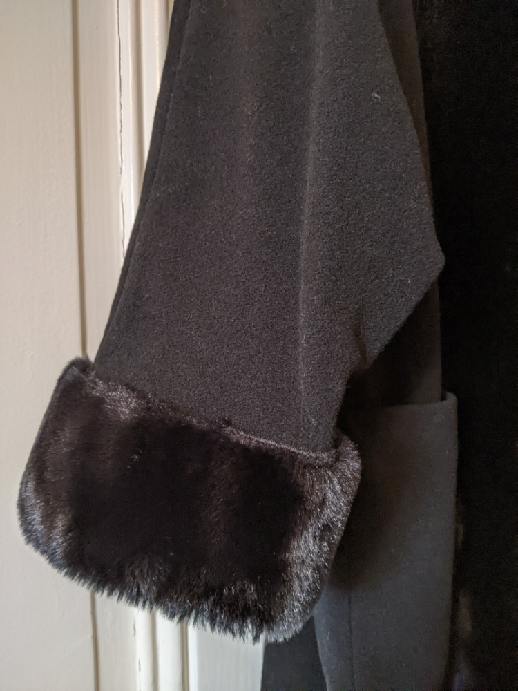 Madeleine Übergangs-/Abendjacke L-XXL