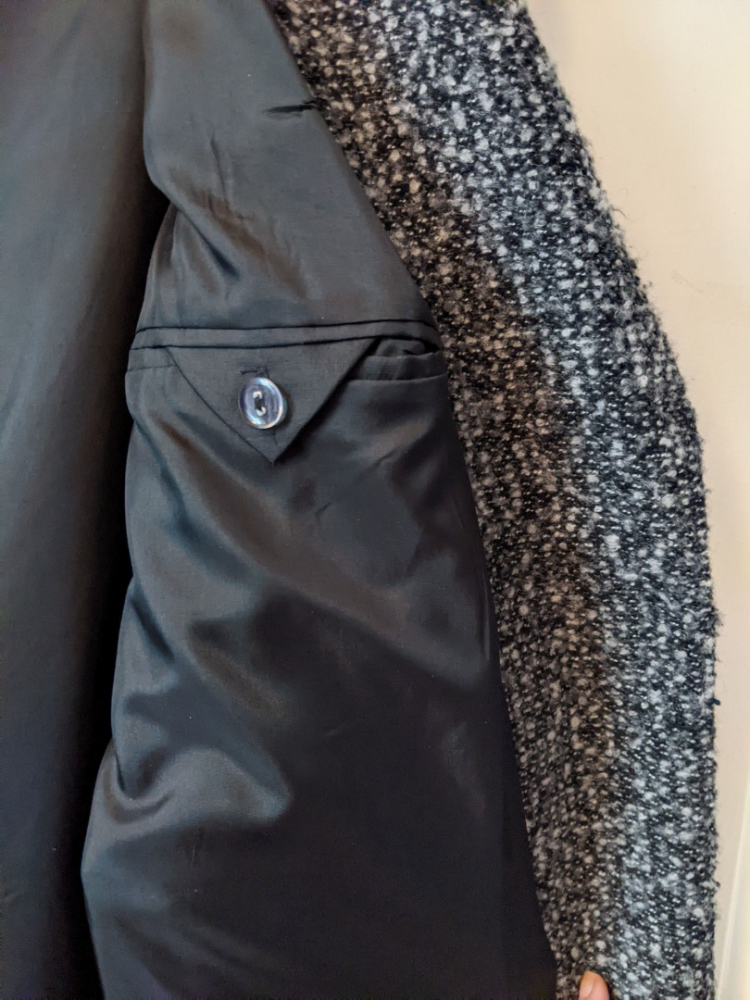 Madeleine Kurzmantel aus grobem meliertem Wollstoff 44