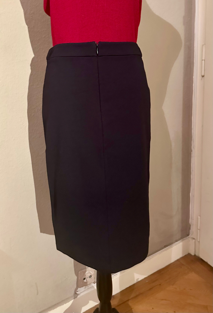 Armani Collezioni Jupe crayon Armani