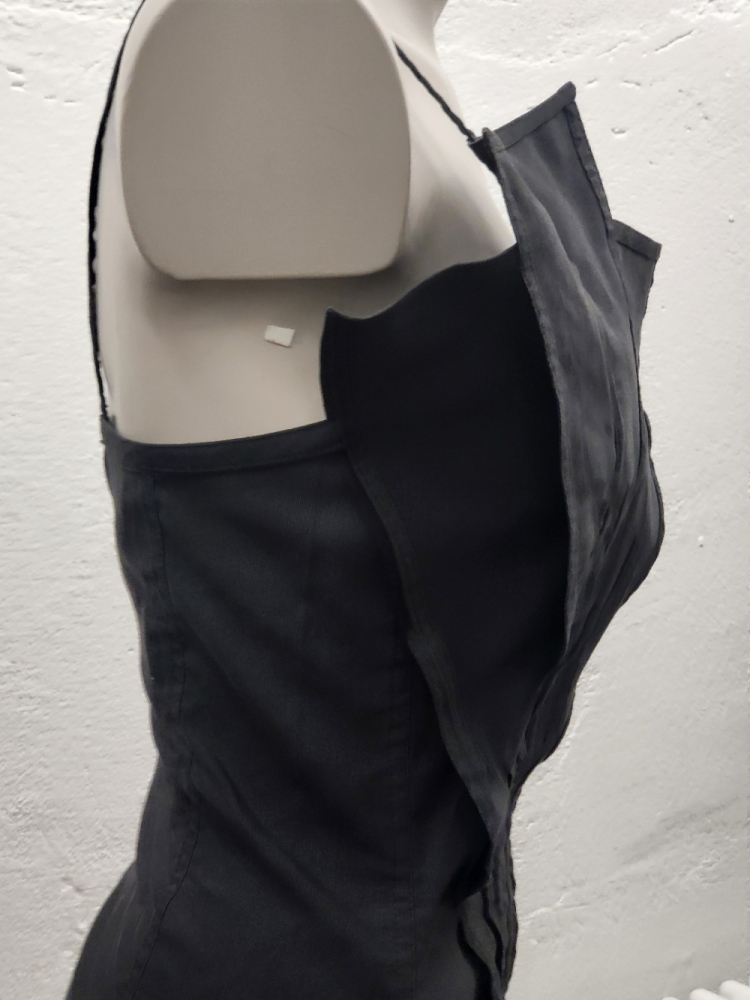 Gianni Versace Dessus d'angle