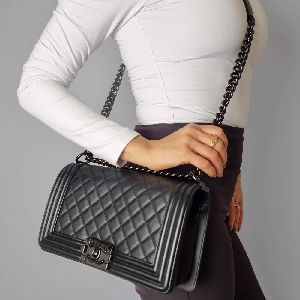 Chanel Boy Medium Quilted Lambskin Leather  Bag Black