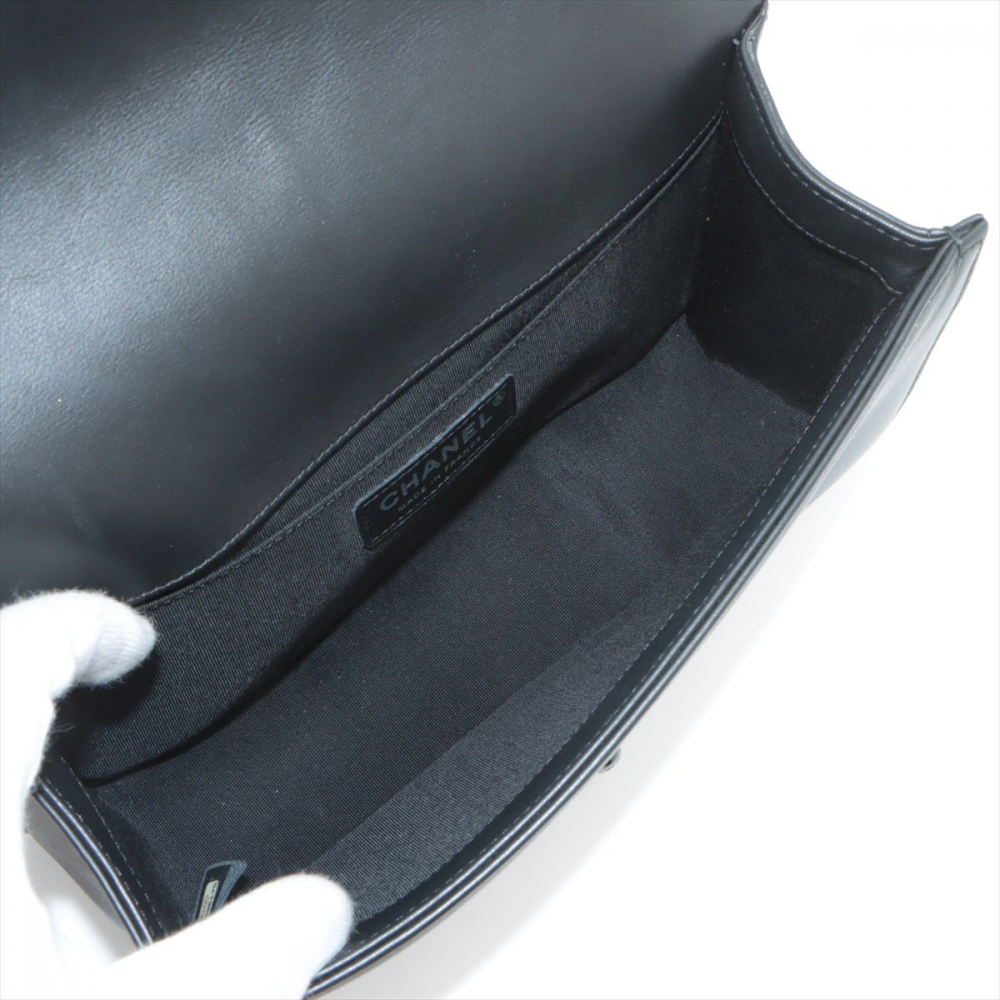 Chanel Boy Medium Quilted Lambskin Leather  Bag Black