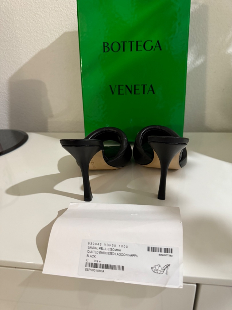 Bottega Veneta Sandals pelle s gomma