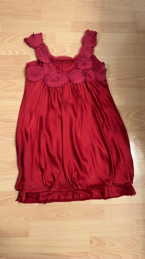 BCBG Max Azria BCBGMaxAzria Rotes Rosett Seiden-Kurzarmkleid ohne Ärmel