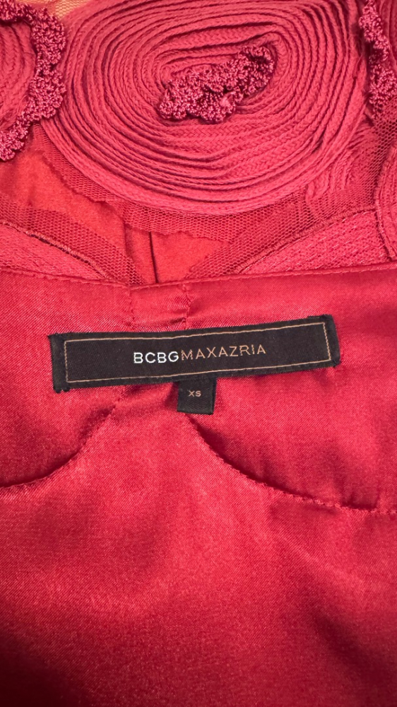 BCBG Max Azria BCBGMaxAzria Rotes Rosett Seiden-Kurzarmkleid ohne Ärmel