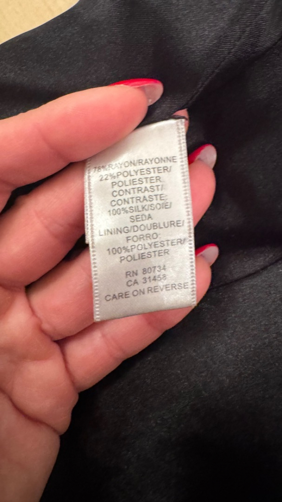 BCBG Max Azria Vom Büro zum Cocktailkleid