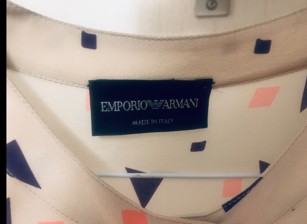 Emporio Armani Chemisier en soie jamais porté