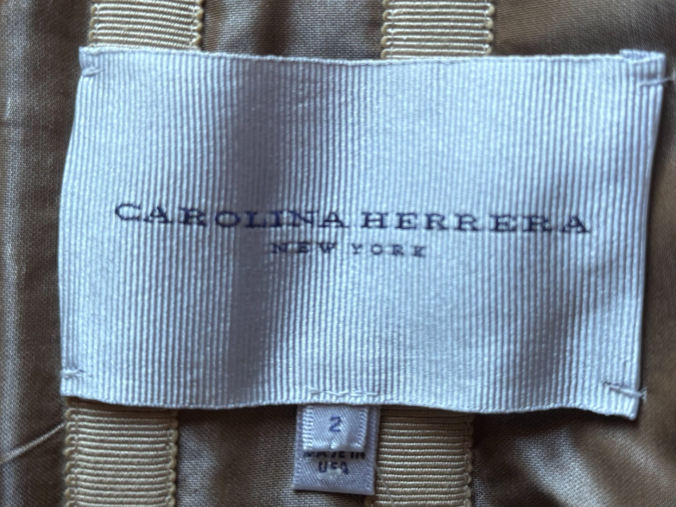 Carolina Herrera Oscar-worthy!!  Gold brocade gown with train