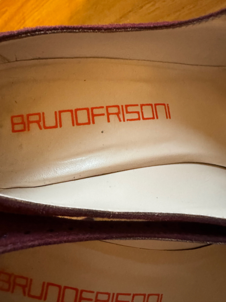 Bruno Frisoni Absätze