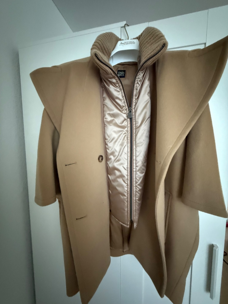 Cinzia Rocca Poor Virgin Wool Camel Wide-Sleeves Poncho