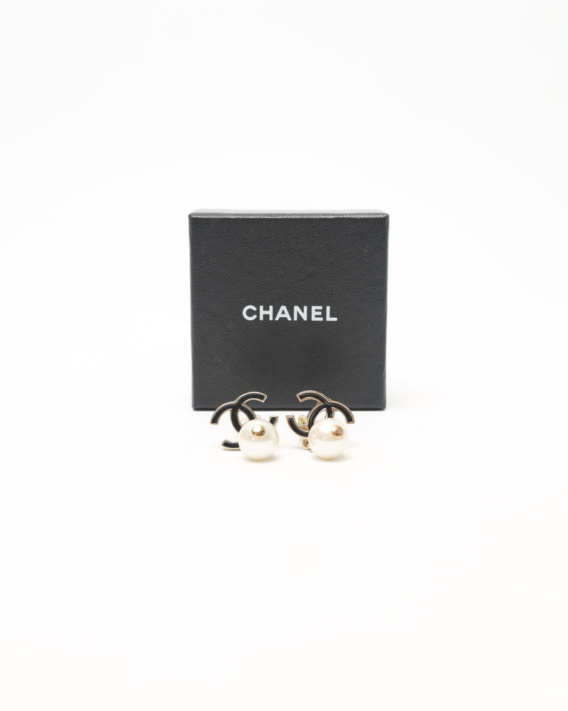 Chanel CC and Pearls Clip-on Earrings