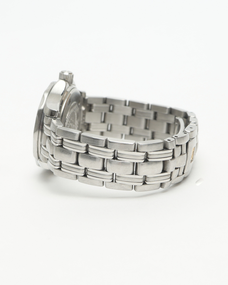 Omega Lady-seamaster 300m 28mm Ref 2085.72 Rare Blue Mother-of-pearl Dial Watch